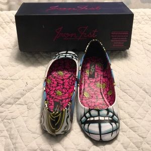 Iron Fist Flat shoe